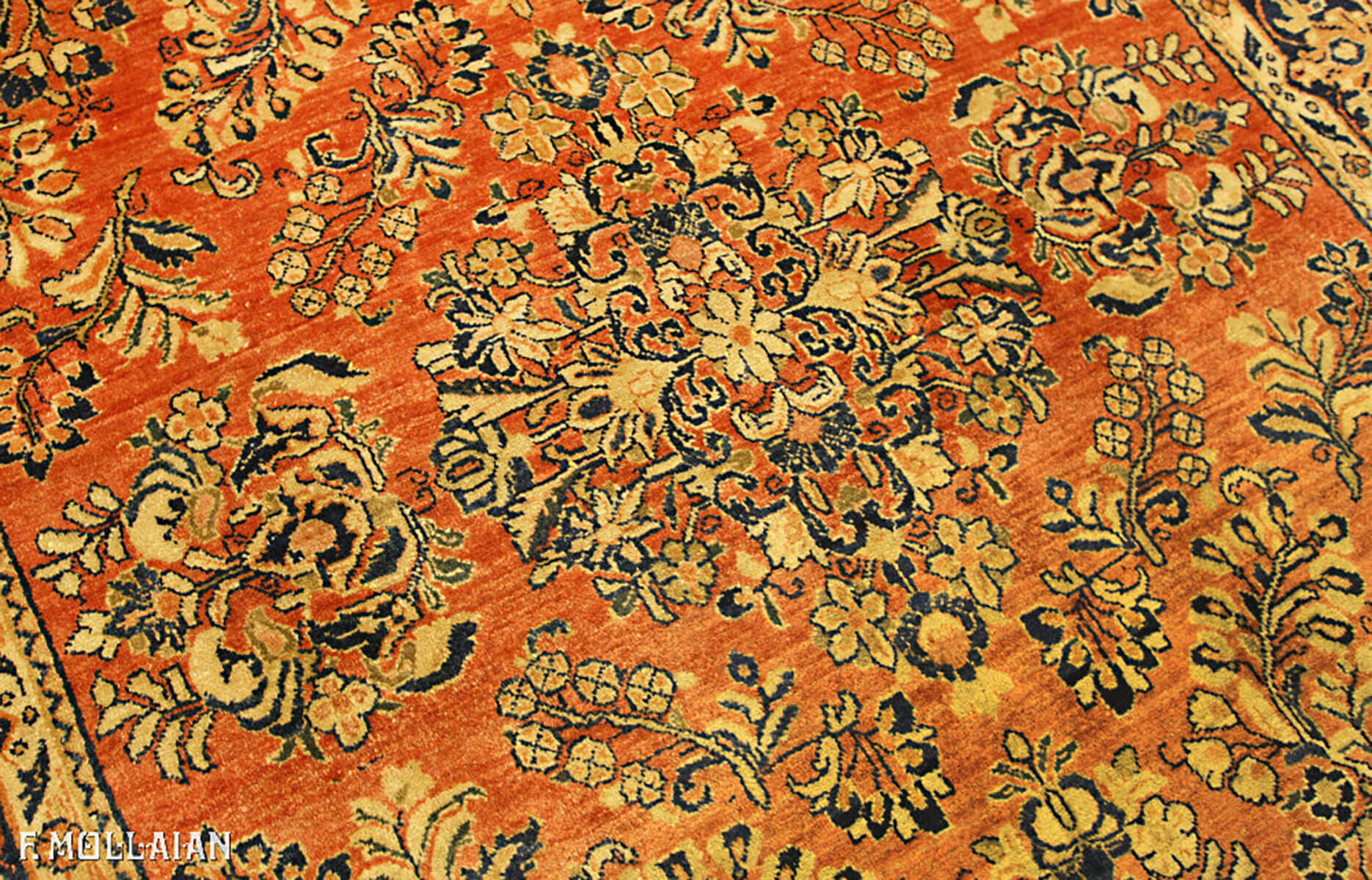 Antique Persian Saruk Rug n°:69241666